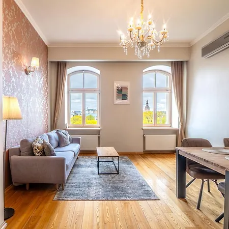 Apartment Monument View *