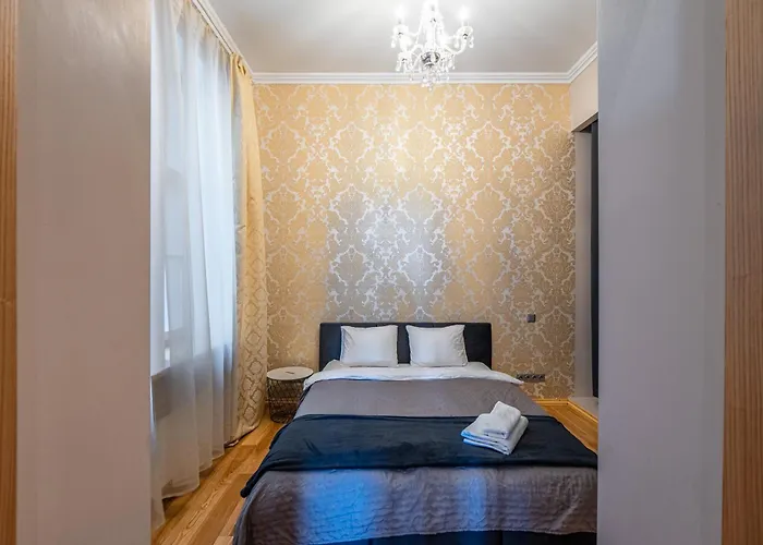 Apartment Monument View