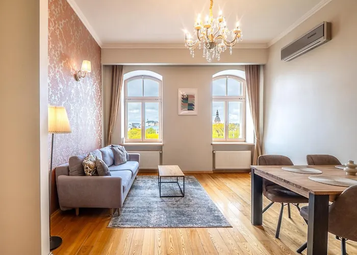 Апартаменты Monument View *