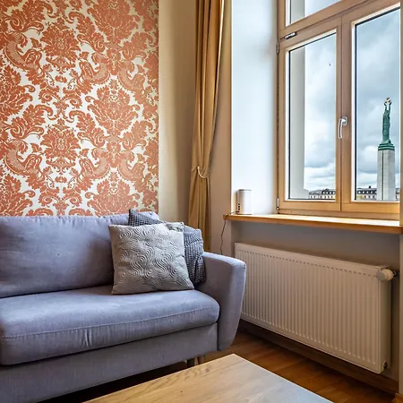 Monument View Apartment *